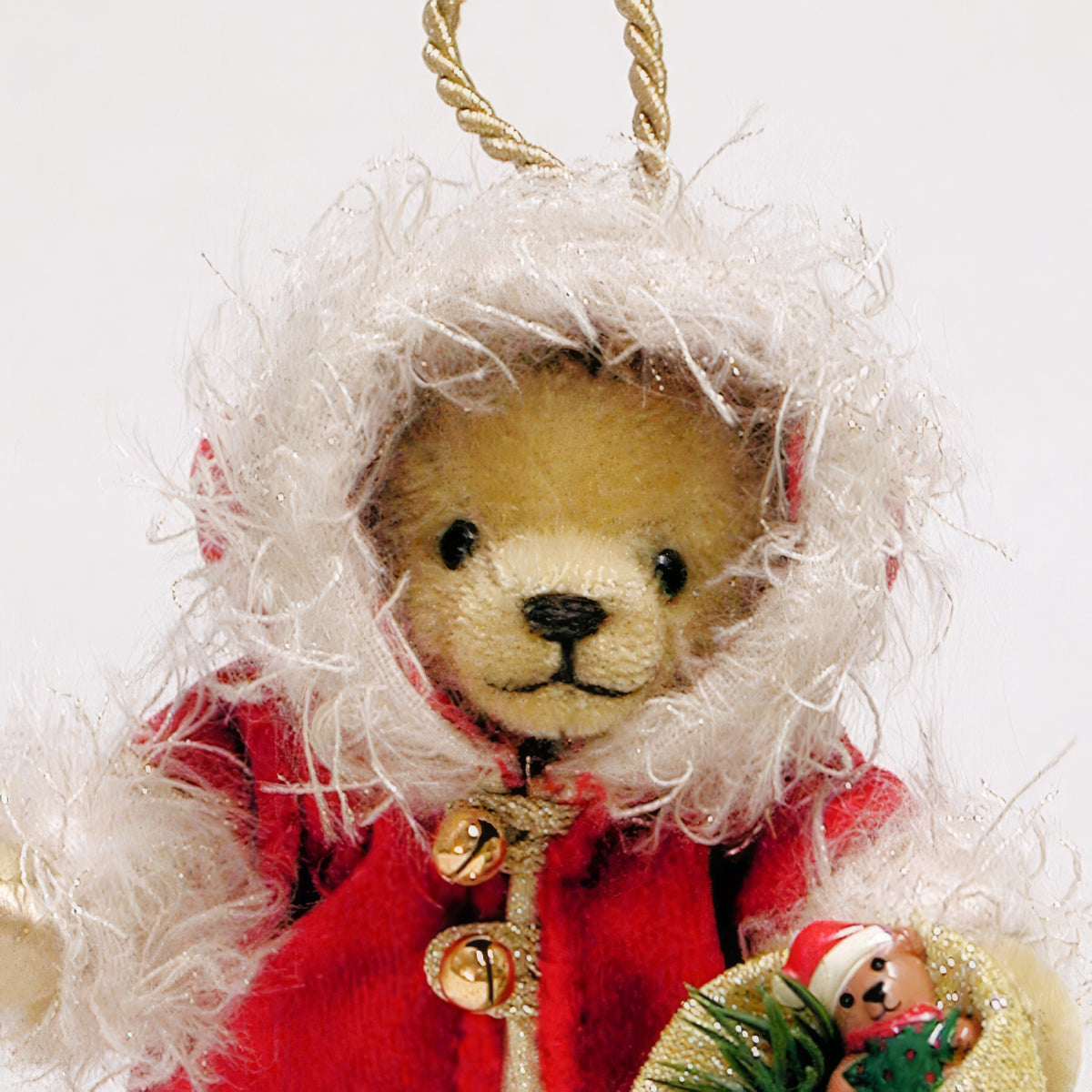 Hermann-Spielwaren Nalle med julklappssäck