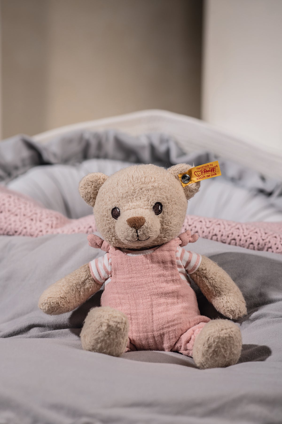 Steiff GOTS-nallen Nele